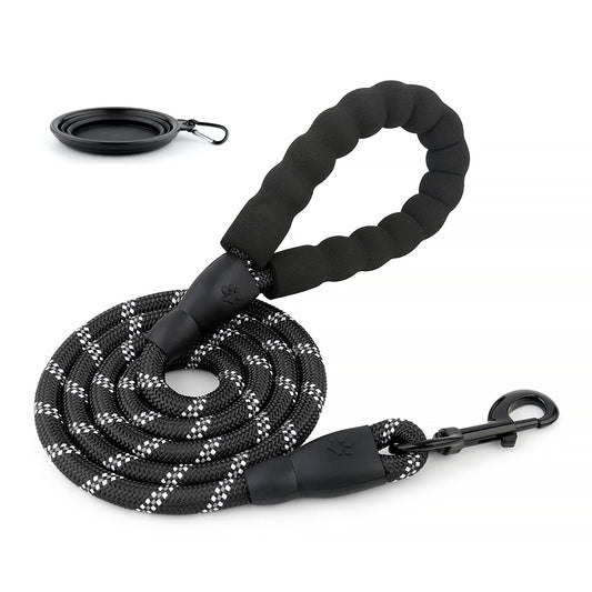 Strong 5 foot dog lead with collapsible bowl